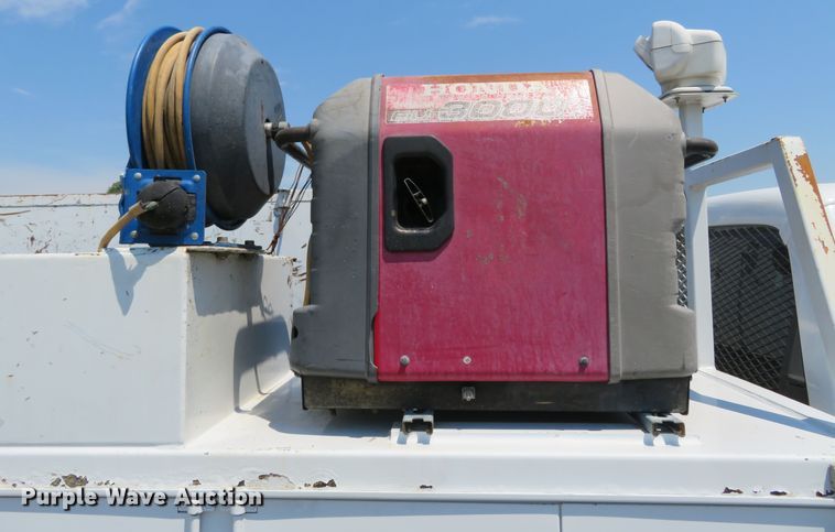 image for item FP9304 2009 Ford F550 Super Duty XL  utility / service truck