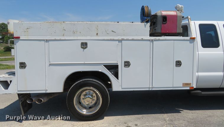 image for item FP9304 2009 Ford F550 Super Duty XL  utility / service truck