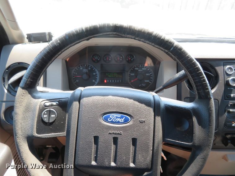 image for item FP9304 2009 Ford F550 Super Duty XL  utility / service truck