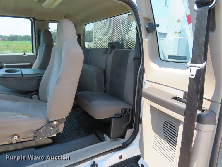 image for item FP9304 2009 Ford F550 Super Duty XL  utility / service truck