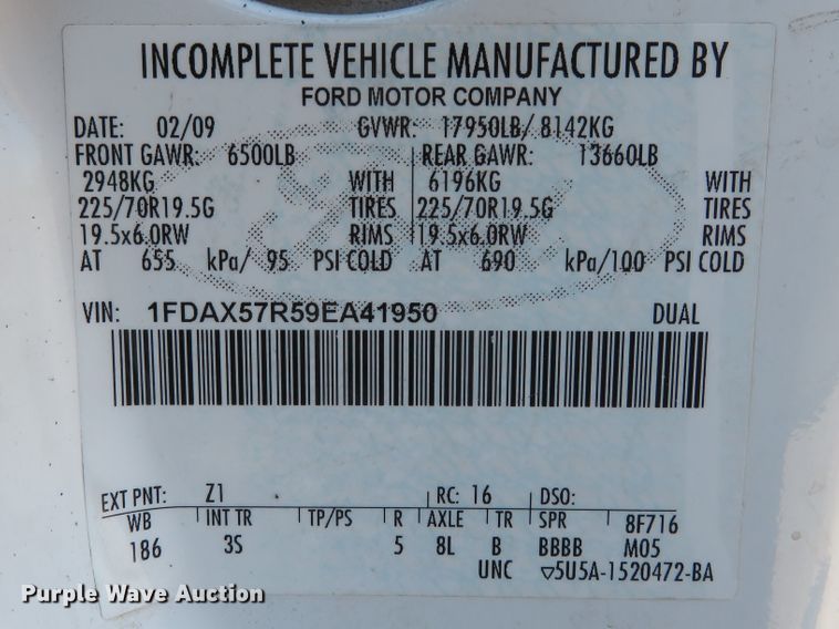 image for item FP9304 2009 Ford F550 Super Duty XL  utility / service truck