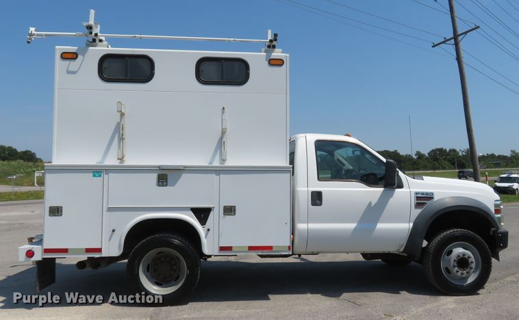 image for item FP9305 2009 Ford F550 Super Duty XL  utility / service truck
