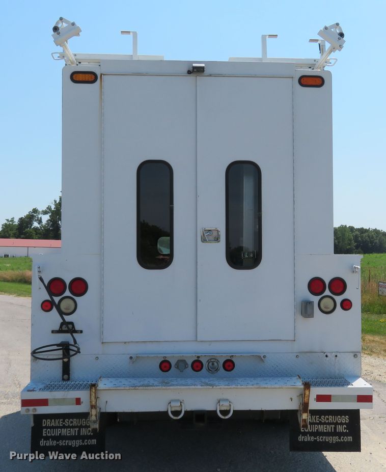 image for item FP9305 2009 Ford F550 Super Duty XL  utility / service truck