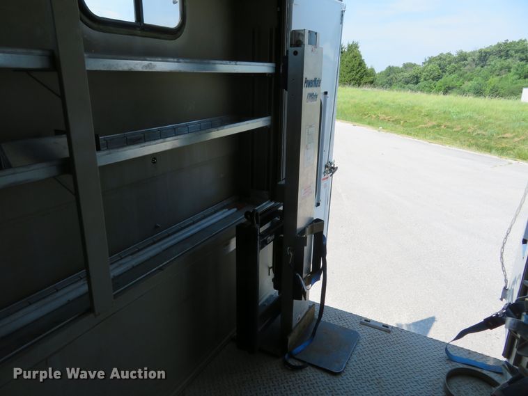 image for item FP9305 2009 Ford F550 Super Duty XL  utility / service truck