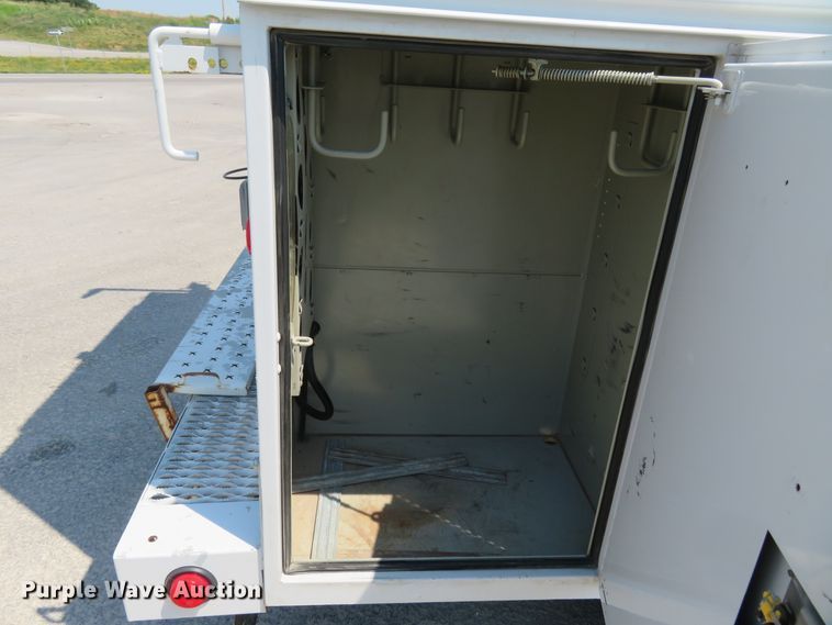 image for item FP9305 2009 Ford F550 Super Duty XL  utility / service truck