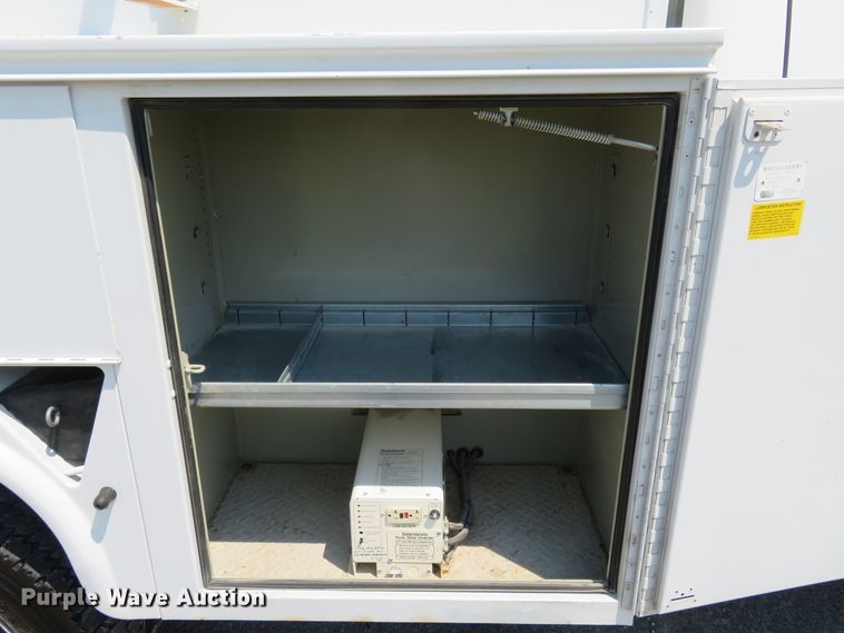 image for item FP9305 2009 Ford F550 Super Duty XL  utility / service truck