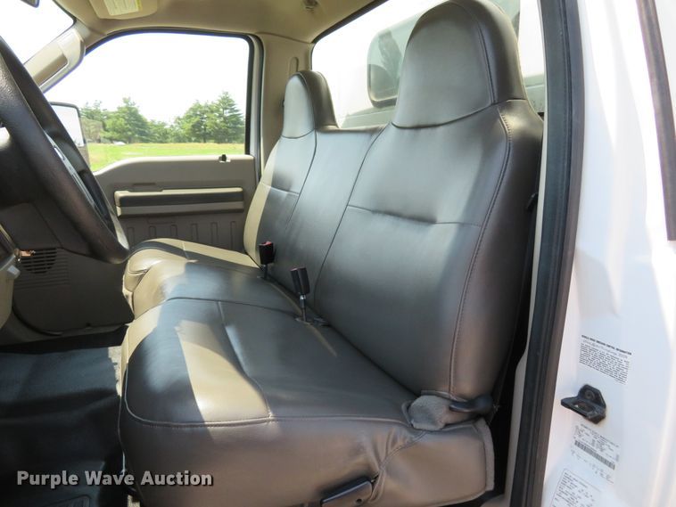 image for item FP9305 2009 Ford F550 Super Duty XL  utility / service truck