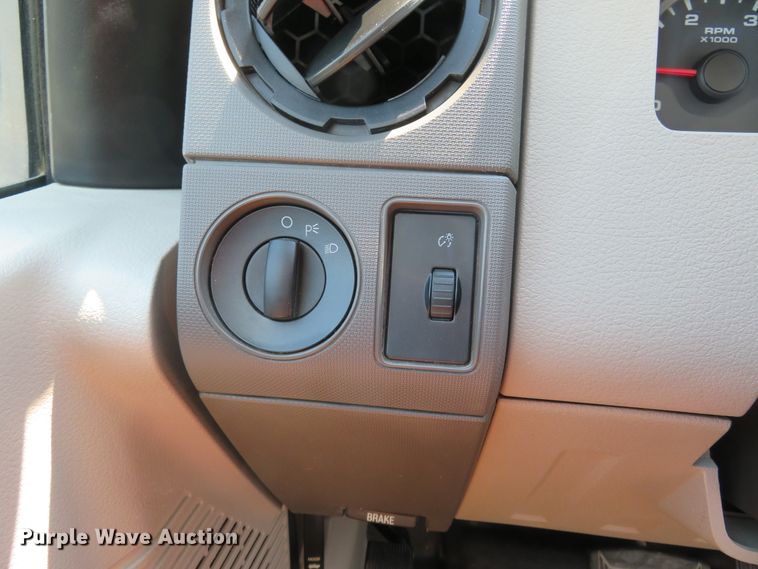 image for item FP9305 2009 Ford F550 Super Duty XL  utility / service truck