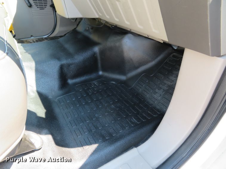 image for item FP9305 2009 Ford F550 Super Duty XL  utility / service truck