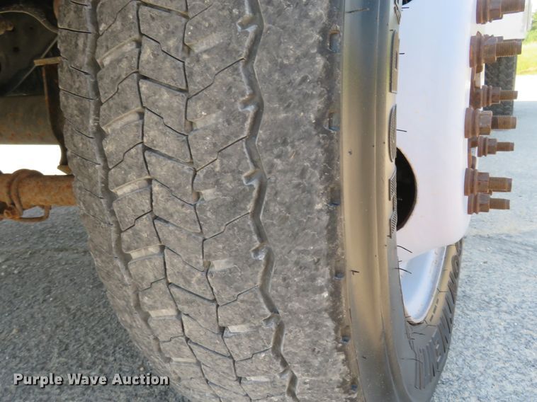 image for item FP9305 2009 Ford F550 Super Duty XL  utility / service truck