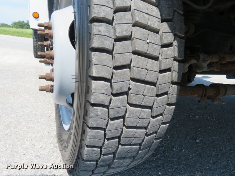 image for item FP9305 2009 Ford F550 Super Duty XL  utility / service truck