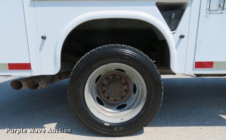 image for item FP9305 2009 Ford F550 Super Duty XL  utility / service truck
