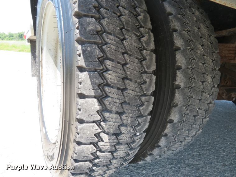 image for item FP9305 2009 Ford F550 Super Duty XL  utility / service truck