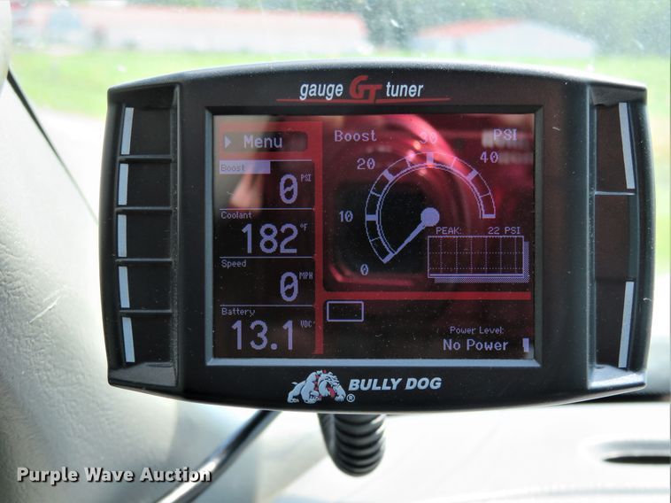 image for item FP9306 2004 Ford F250 Super Duty Lariat  Crew Cab pickup truck