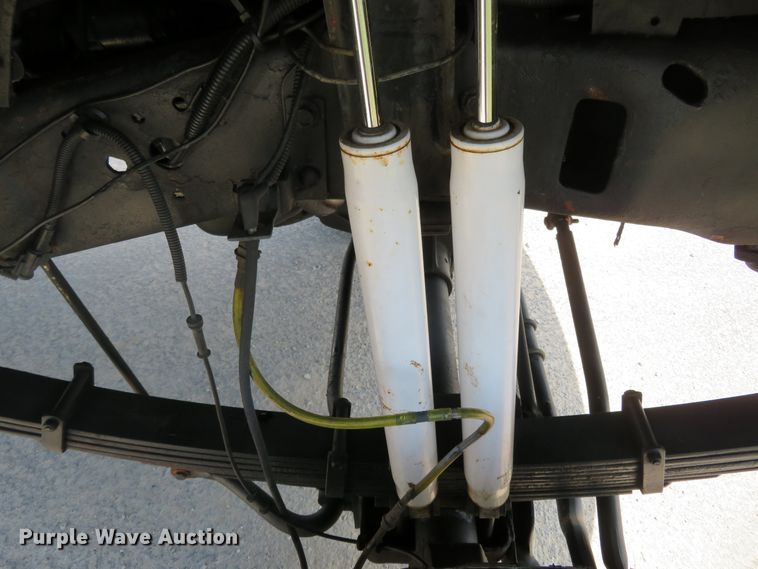 image for item FP9306 2004 Ford F250 Super Duty Lariat  Crew Cab pickup truck