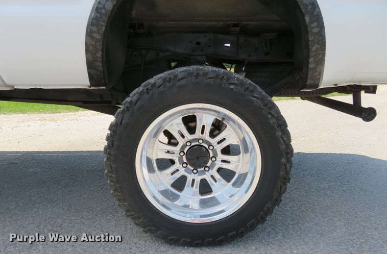 image for item FP9306 2004 Ford F250 Super Duty Lariat  Crew Cab pickup truck