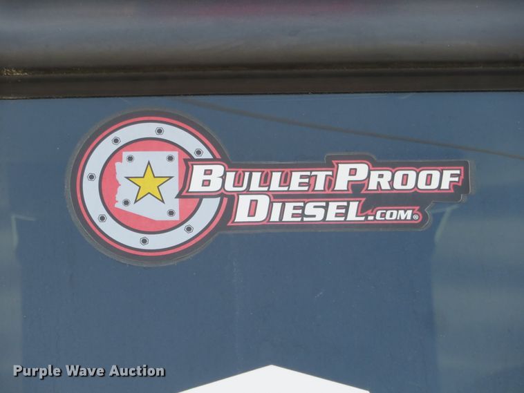 image for item FP9306 2004 Ford F250 Super Duty Lariat  Crew Cab pickup truck