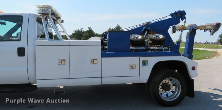 image for item FP9307 2015 Ford F550 Super Duty XLT  tow truck