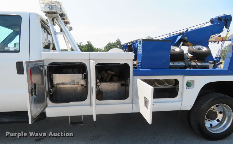 image for item FP9307 2015 Ford F550 Super Duty XLT  tow truck