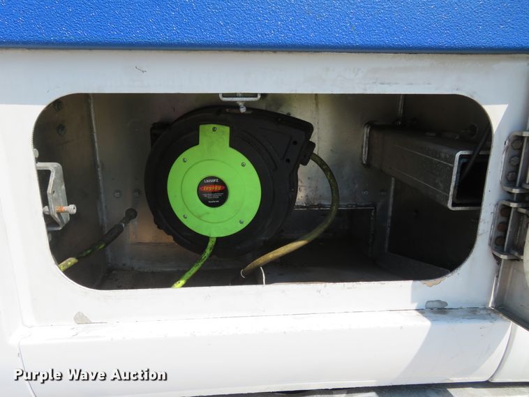 image for item FP9307 2015 Ford F550 Super Duty XLT  tow truck