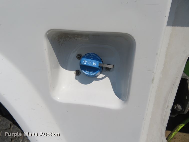 image for item FP9307 2015 Ford F550 Super Duty XLT  tow truck