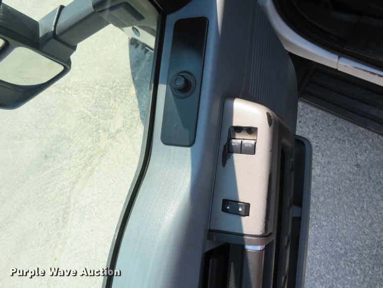 image for item FP9307 2015 Ford F550 Super Duty XLT  tow truck