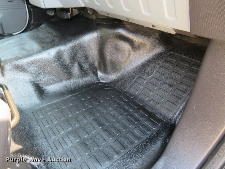 image for item FP9307 2015 Ford F550 Super Duty XLT  tow truck