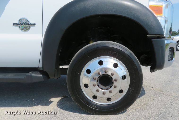 image for item FP9307 2015 Ford F550 Super Duty XLT  tow truck