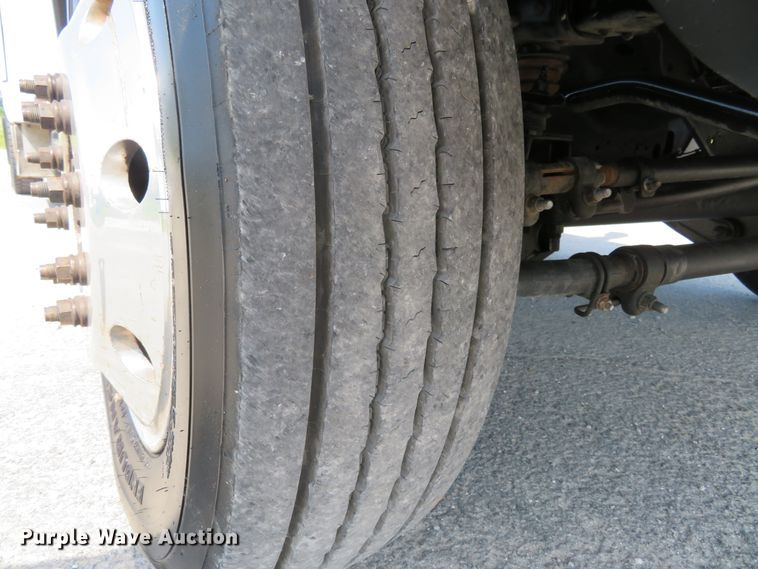 image for item FP9307 2015 Ford F550 Super Duty XLT  tow truck