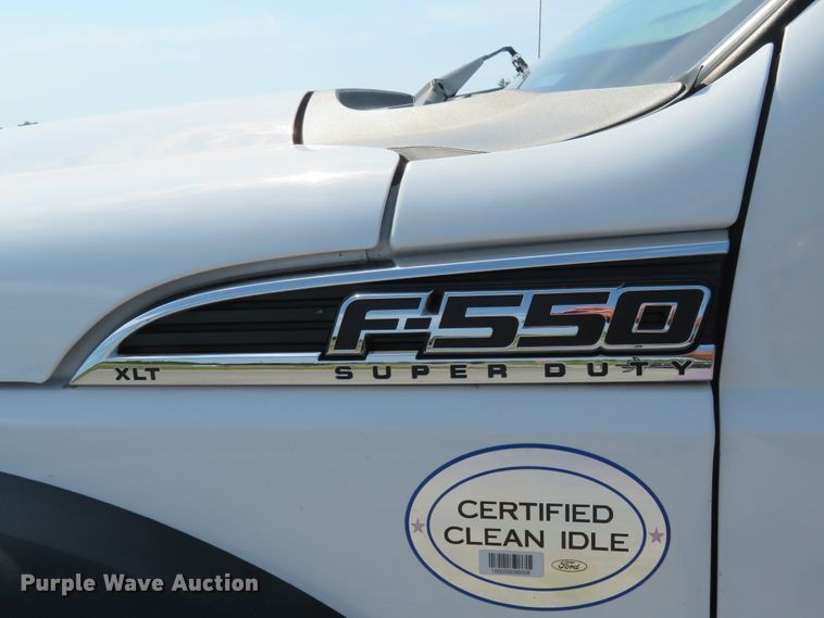 image for item FP9307 2015 Ford F550 Super Duty XLT  tow truck