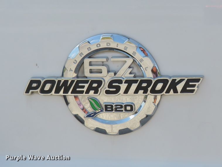 image for item FP9307 2015 Ford F550 Super Duty XLT  tow truck