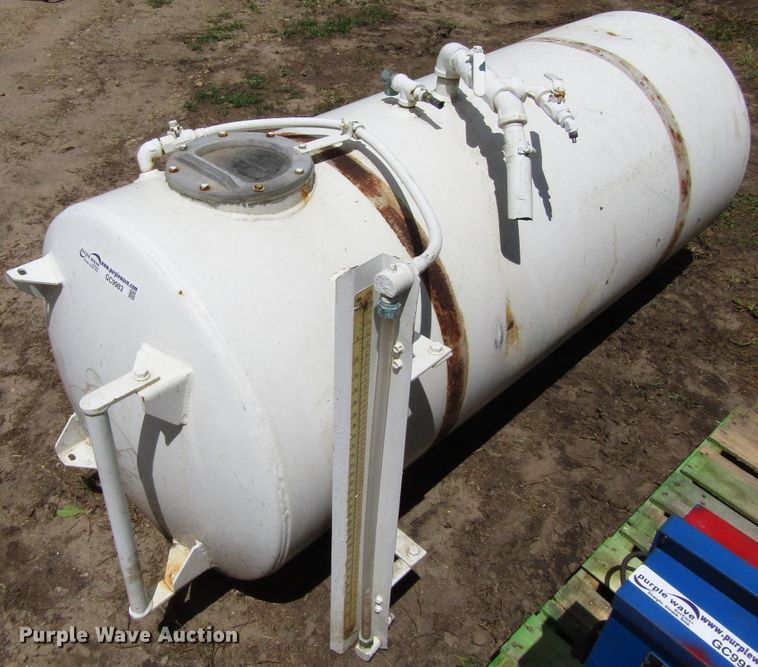 image for item GC9983 (3) water tanks