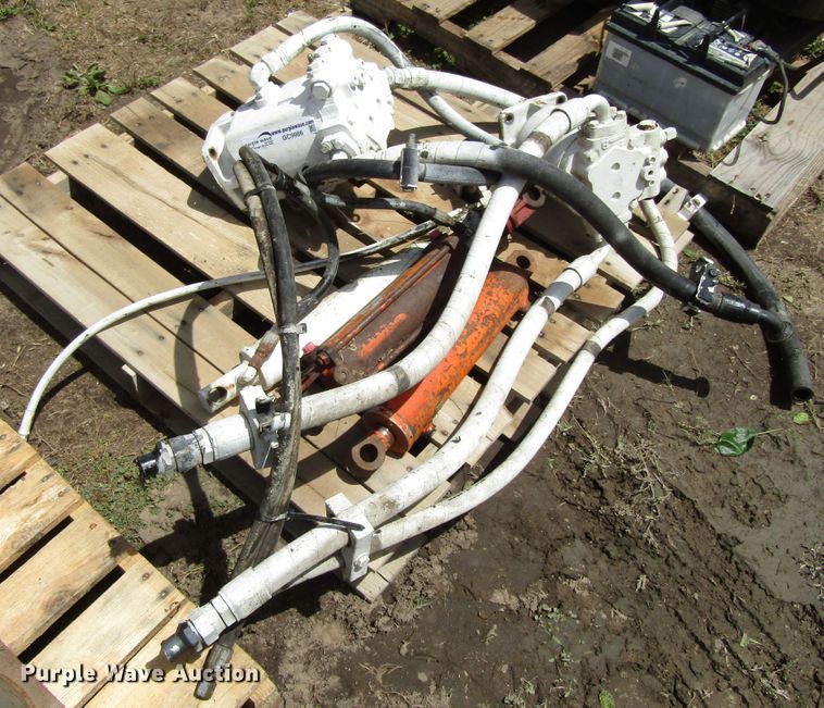 image for item GC9986 Hydraulic pump