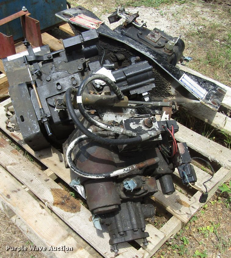 image for item GC9988 Eaton 54RH  hydraulic pump