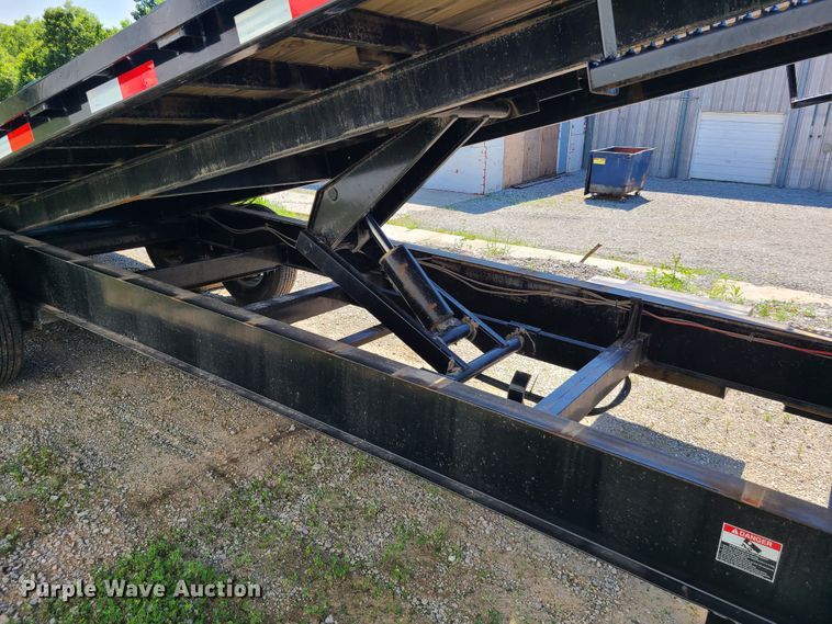 image for item GO9438 2018 PJ Trailer  tilt deck equipment trailer