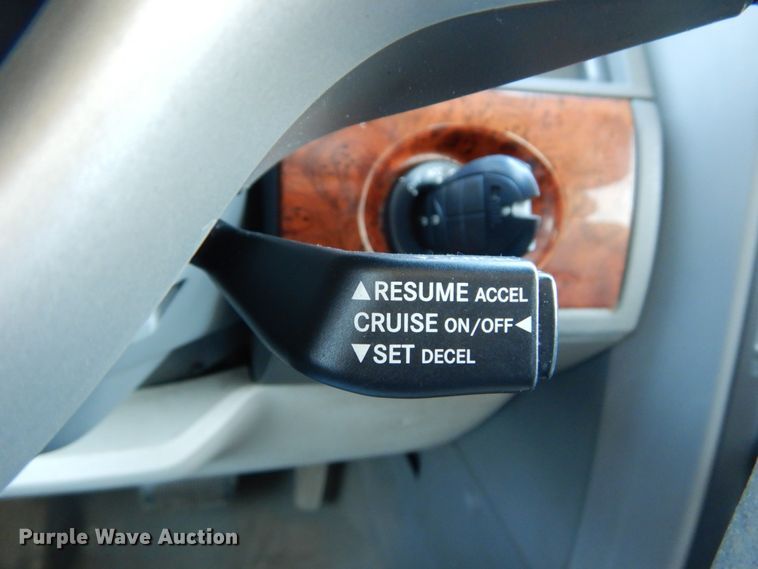 image for item GT9629 2008 Chrysler Town & Country  van