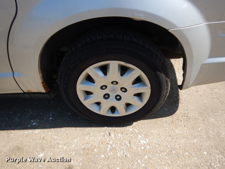 image for item GT9629 2008 Chrysler Town & Country  van