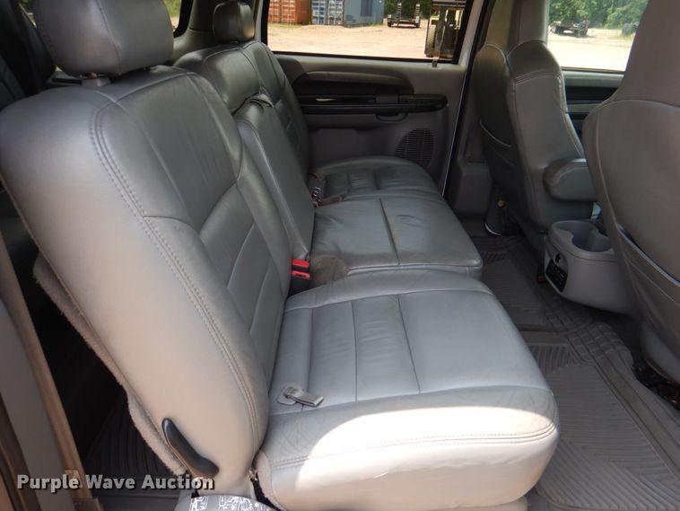 image for item HC9309 2005 Ford Excursion  SUV