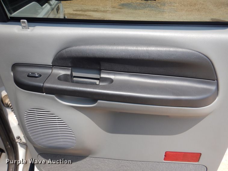 image for item HC9309 2005 Ford Excursion  SUV