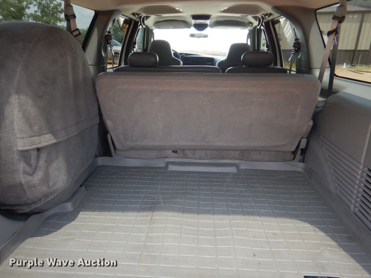 image for item HC9309 2005 Ford Excursion  SUV