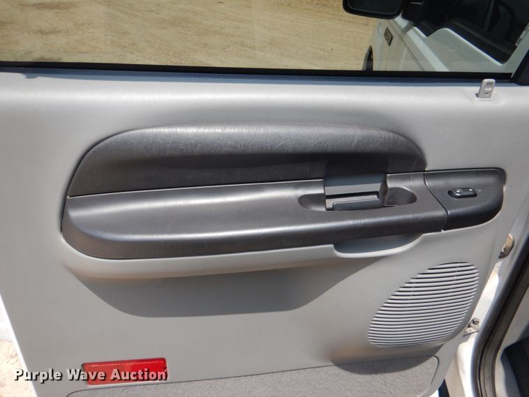 image for item HC9309 2005 Ford Excursion  SUV