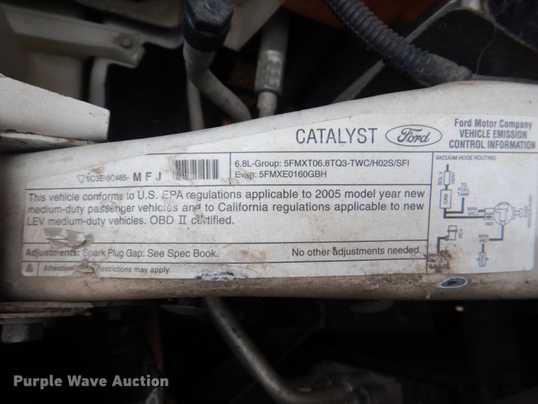 image for item HC9309 2005 Ford Excursion  SUV