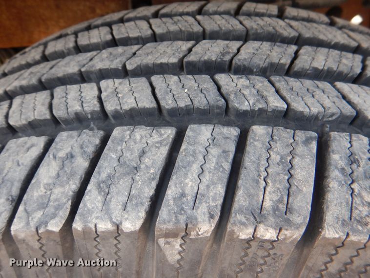 image for item HC9309 2005 Ford Excursion  SUV