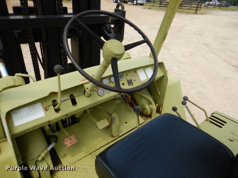 image for item HC9310 Clark 005-HY225-S  forklift