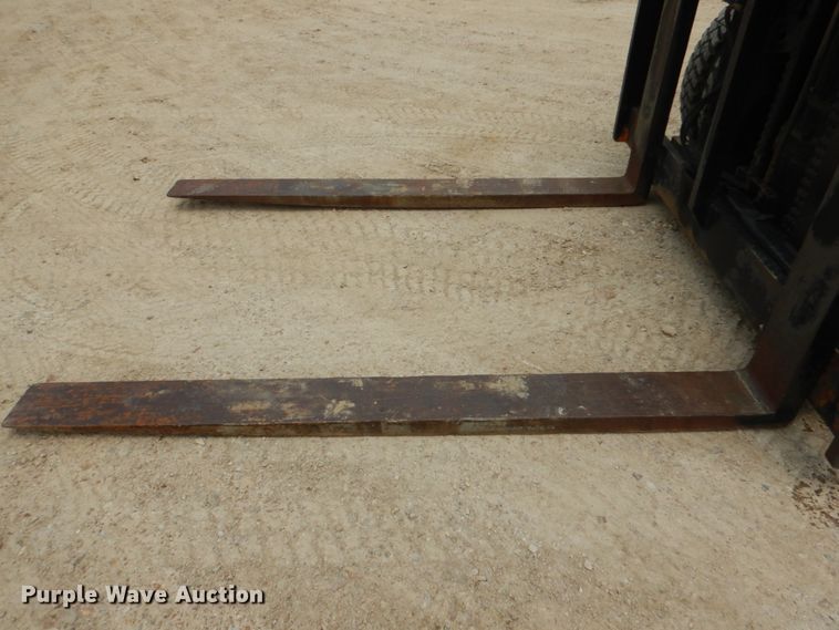 image for item HC9310 Clark 005-HY225-S  forklift