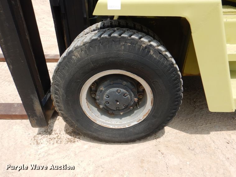 image for item HC9310 Clark 005-HY225-S  forklift