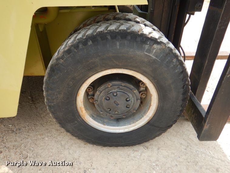 image for item HC9310 Clark 005-HY225-S  forklift