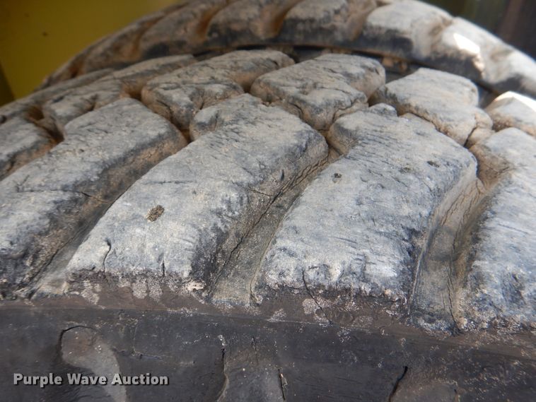 image for item HC9310 Clark 005-HY225-S  forklift