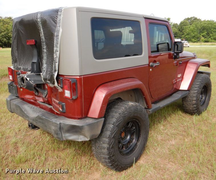 image for item HC9316 2007 Jeep Wrangler Sahara  SUV