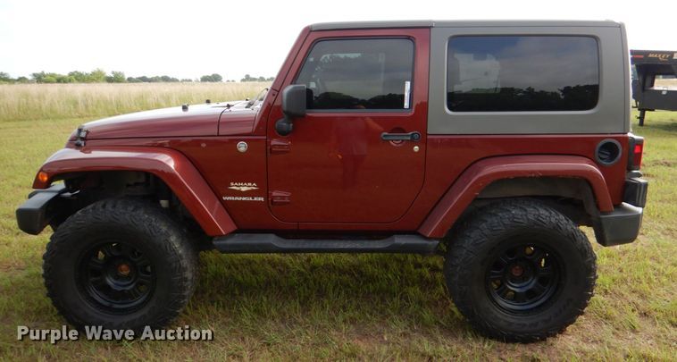 image for item HC9316 2007 Jeep Wrangler Sahara  SUV